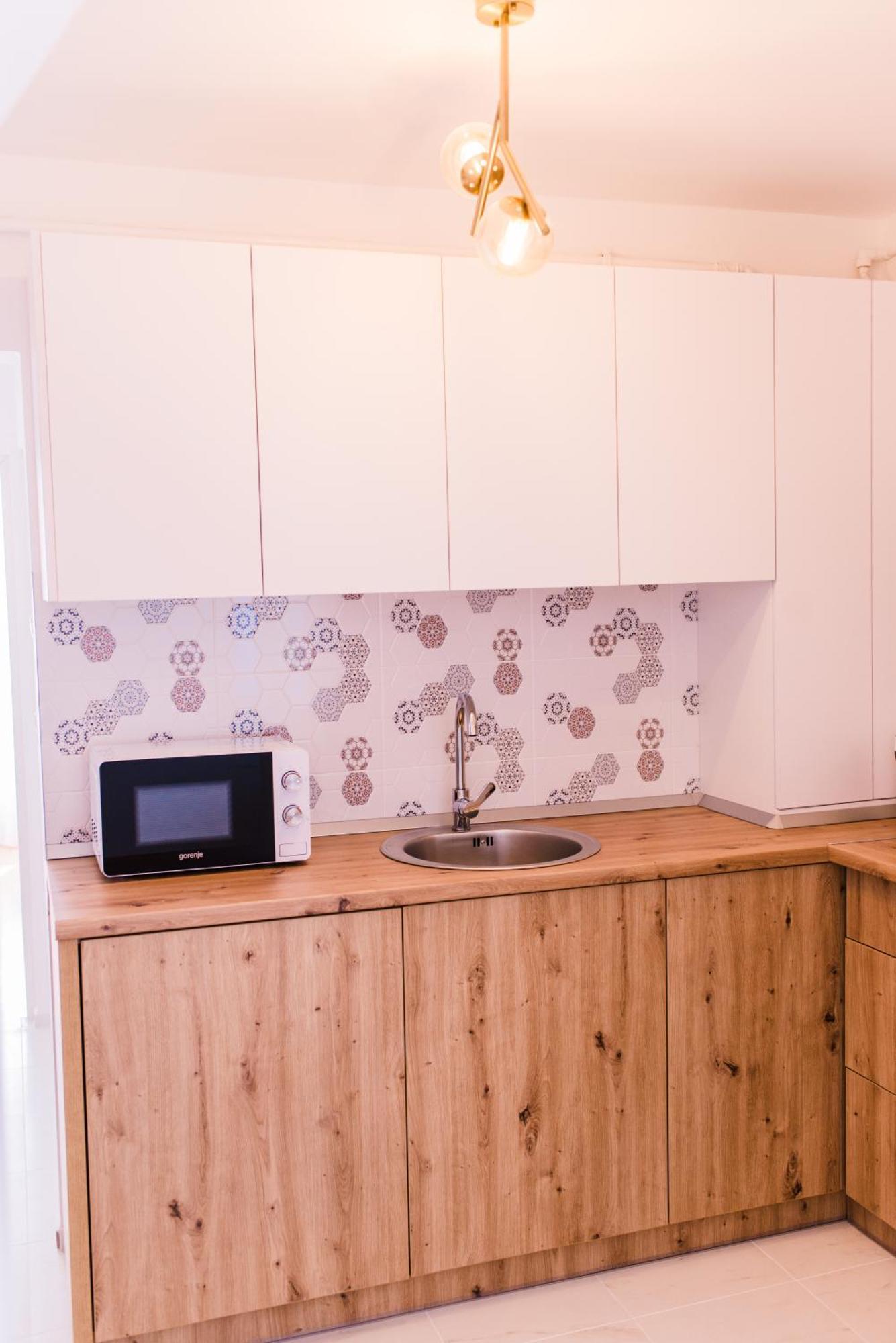 Riverside White Apartment 사투마레 외부 사진